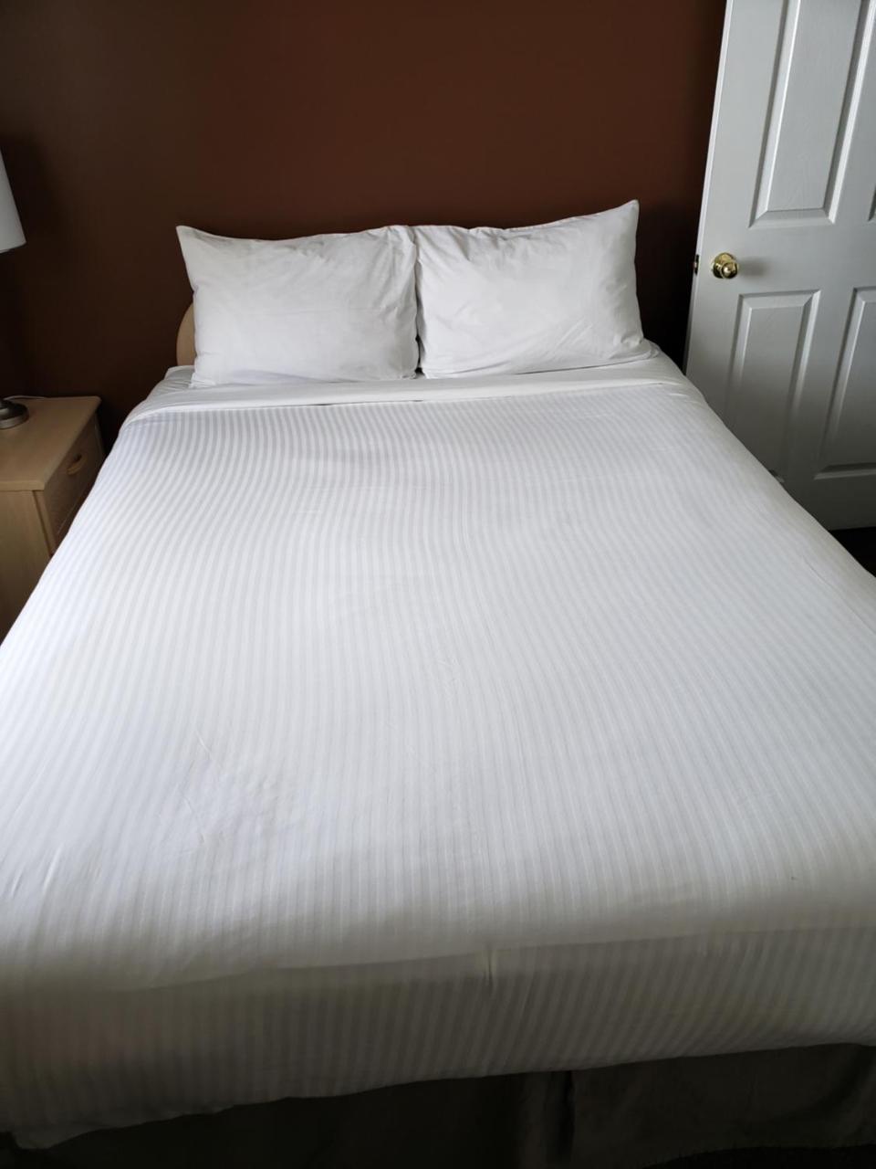 Shemron Suites Hotel Deep River المظهر الخارجي الصورة