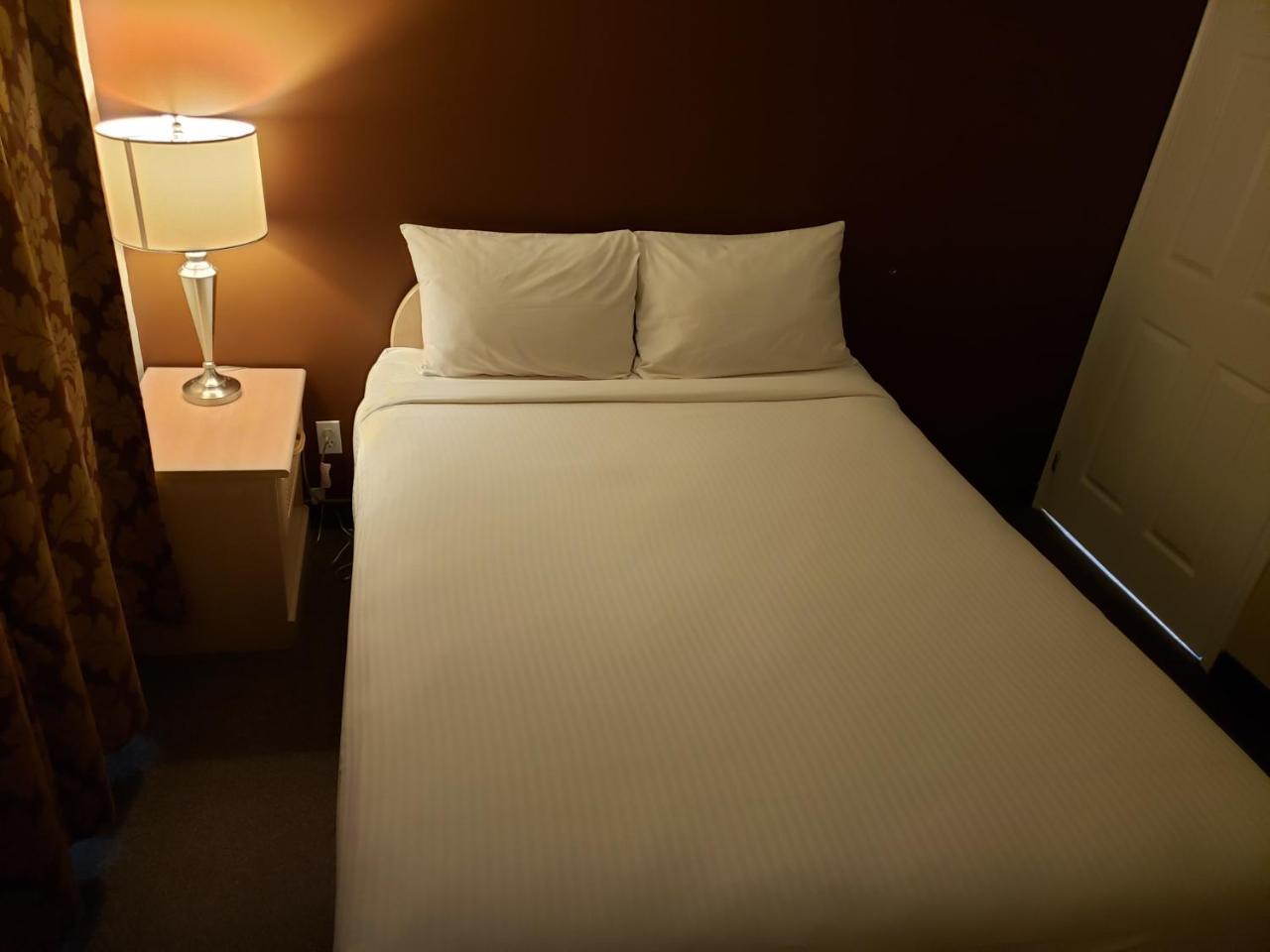 Shemron Suites Hotel Deep River المظهر الخارجي الصورة