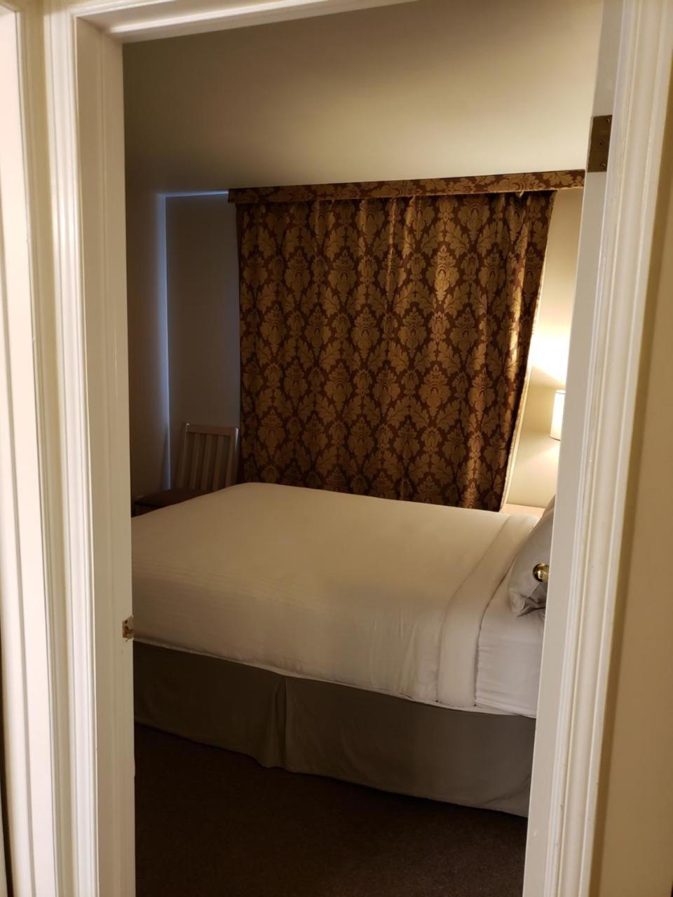 Shemron Suites Hotel Deep River المظهر الخارجي الصورة