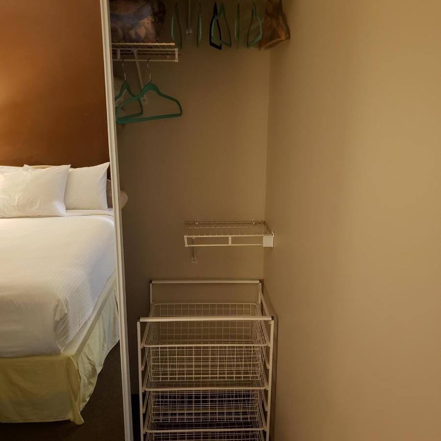 Shemron Suites Hotel Deep River المظهر الخارجي الصورة